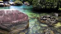 O local possuir águas cristalinas e também serve para observação de diversas espécies marinhas, sendo um aquário natural. Autor: Marcelo Ambrosio