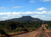 Morro do Diabo, face oeste. Foto: Luiz A. Fernandes.