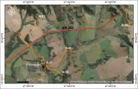 Fig. 1 - Imagem de satélite com a localização do geossítio Peirópolis e outros que ocorrem nas proximidades. G-01 (Caieira);G-10 (Cachoeira do Pontilhão); G-24 (Cachoeira do Marzola); G-28 (Caieira do Meio); G-31 (Peirópolis). 