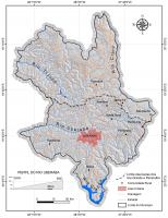 Fig. 6 - Mapa do município de Uberaba com a rede de drenagem, principais cursos d´água e divisão das bacias hidrográficas do Rio Grande (sul) e Rio Paranaíba (norte).